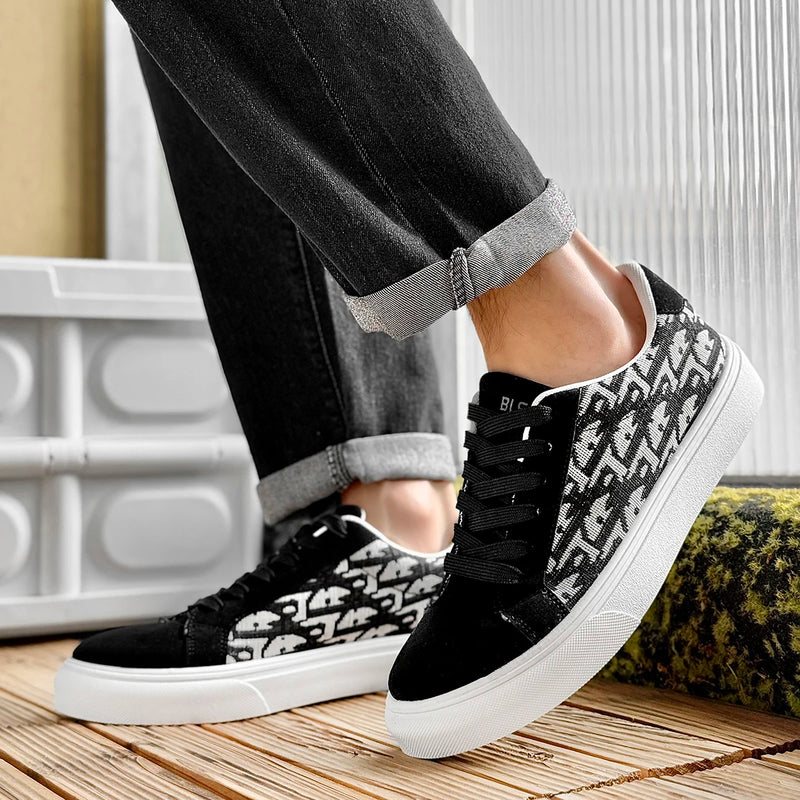 Men's Canvas Casual Shoes Spring Summer Breathable Lightweight Soft-Sole Anti-Slip Outdoor Walking Shoe Fashion Joker Board Shoe