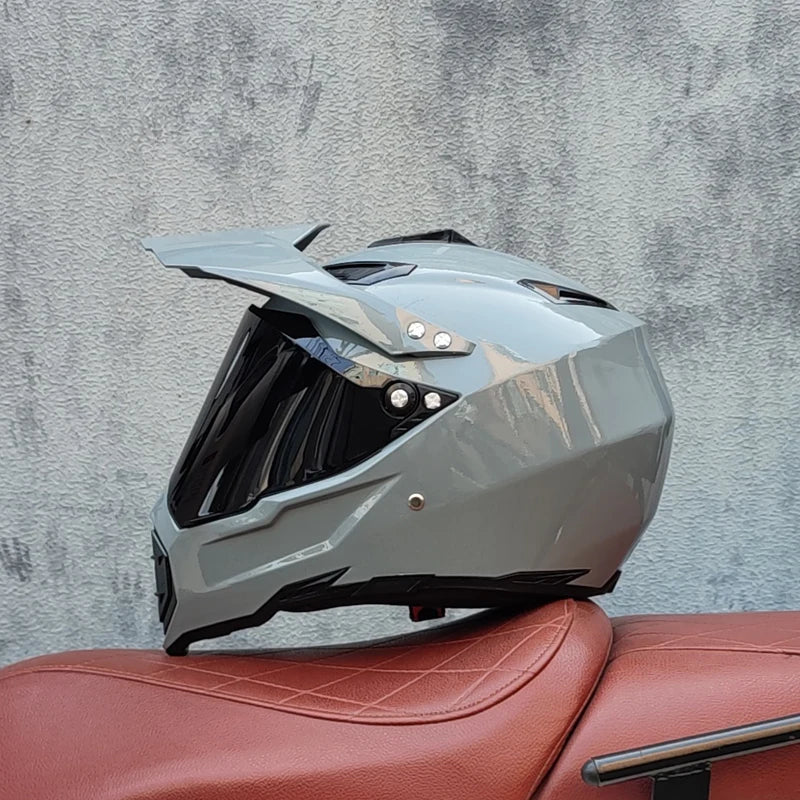 Off road motorcycle helmet, forest speed drop DH helmet, full coverage road rally helmet, suitable for all seasons