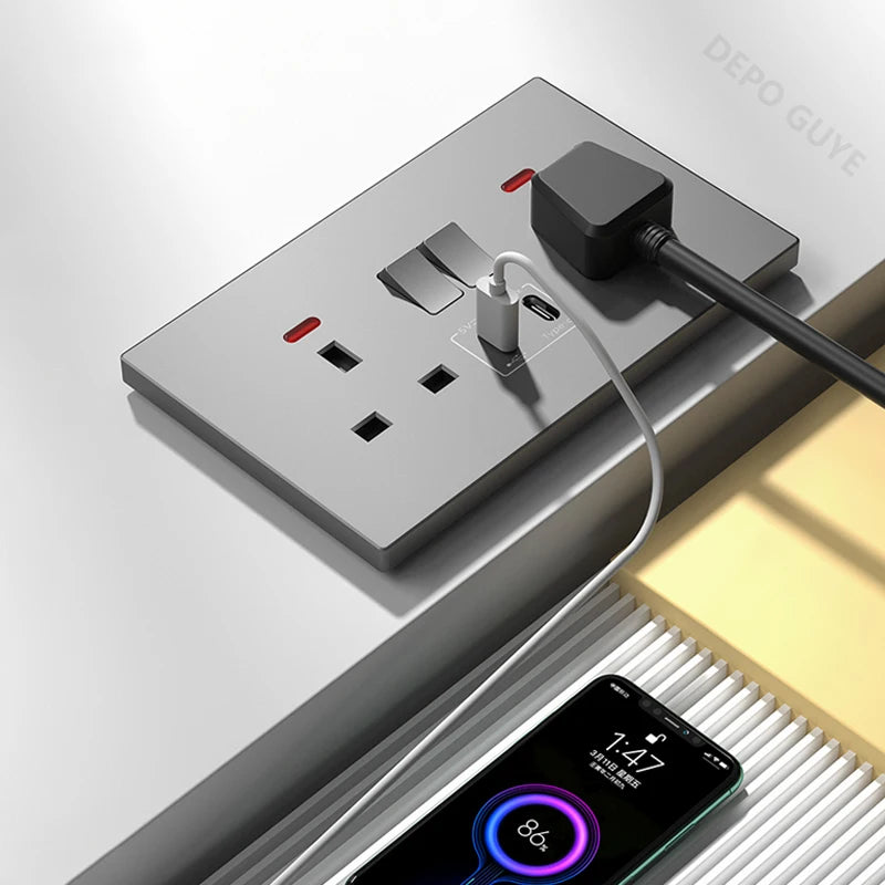 Universal 20W Type-C Wall Quick charge Socket,Dual Switch control Universal Power outlet,White UK Standard USB Interface Socket