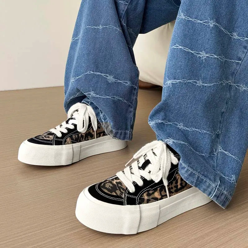 Men's thick-sole casual canvas shoes four seasons new breathable light soft-sole anti-slip comfort outdoor walking board shoes