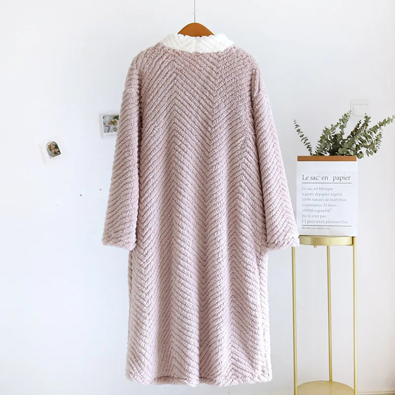 Fall Winter Night Gown Female Coral Velvet Winter Robe Thicken Warm Women Bathrobe Flannel Loose Snow Wear Home Robes Pockets