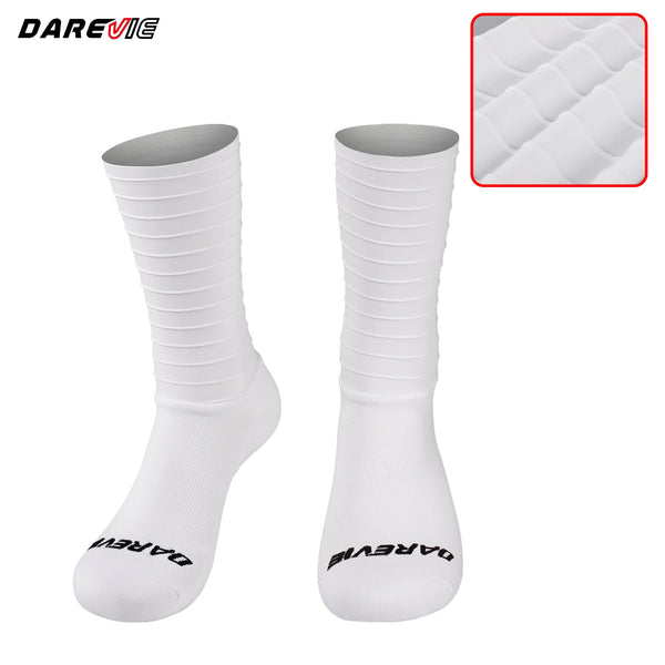 ស្រោមជើងជិះកង់ DAREVIE Aero 2.0 ស្រោមជើងបុរសធន់នឹងខ្យល់កាត់បន្ថយប្រសិទ្ធភាពខ្ពស់ ស្រូបយកសំណើម ប្រឆាំងនឹងការរអិល ស្រោមជើងជិះកង់បុរស