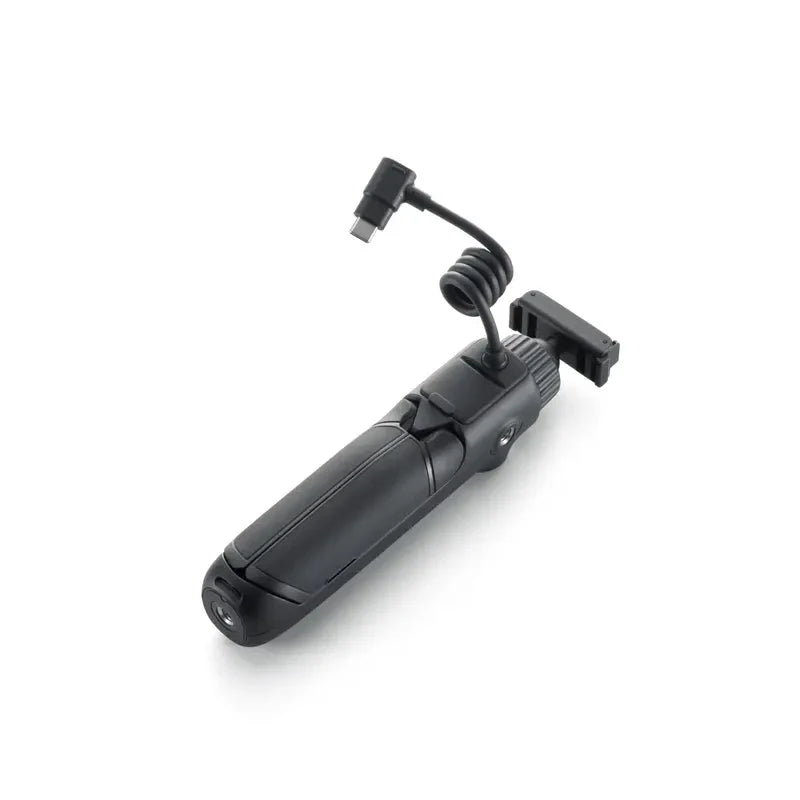 DJI Osmo Action Dual-Direction Battery Handle Built-in 4900 mAh battery provides long-lasting power for DJI Osmo Action 6