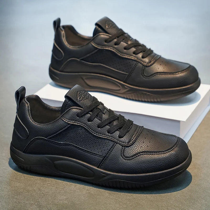 Men's white casual shoes four seasons soft sole breathable light outdoor walking shoes fashion students comfort sport board shoe