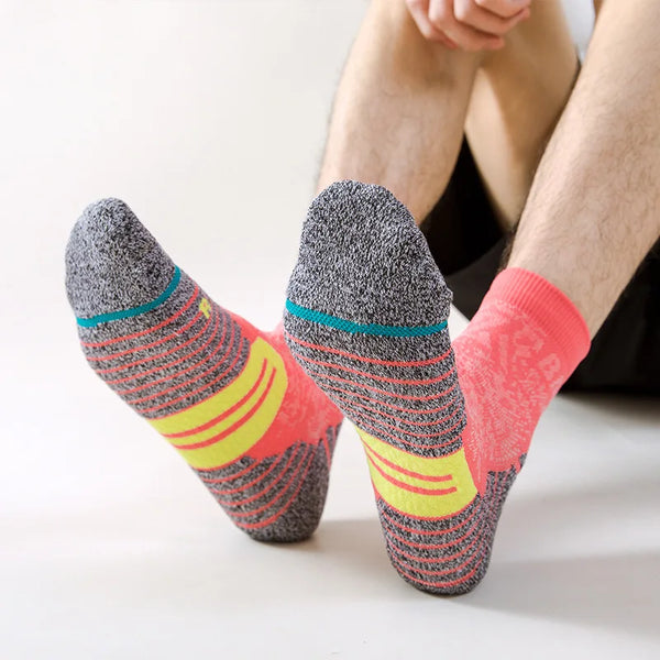 WRELS 1/2/3 Pairs Compression Running Socks Cushioned Athletic Ankle Socks Men Women Arch Support Moisture Wicking Fitness Socks