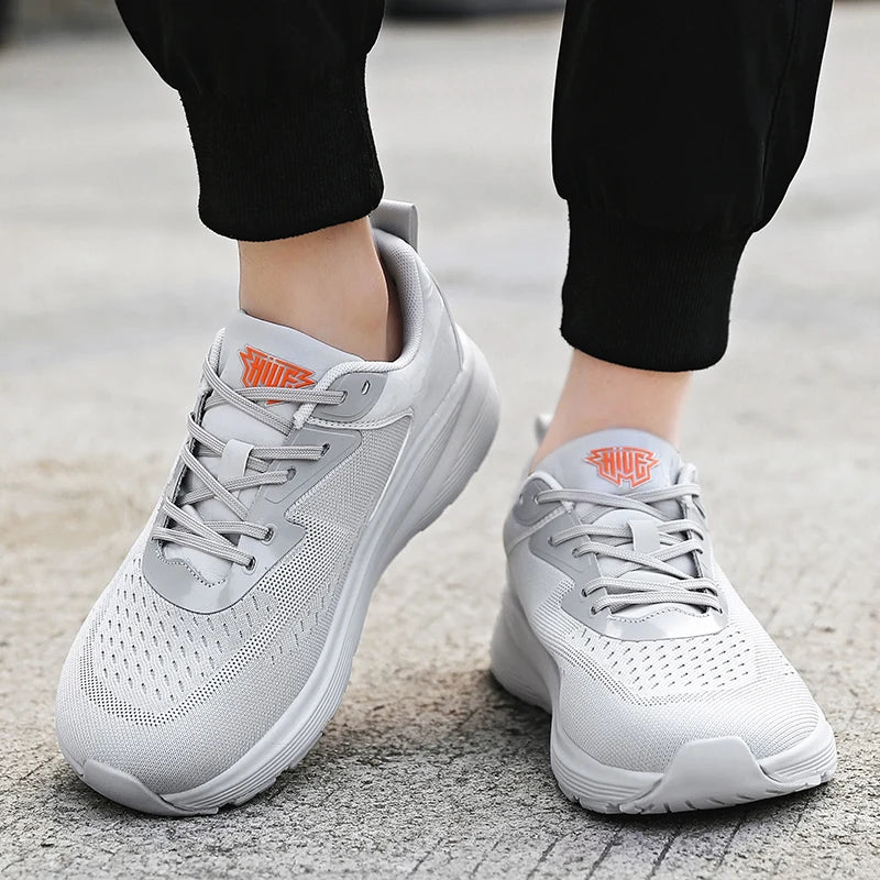 Men's breathable casual sneakers four season new soft sole outdoor racing running shoes students' lightweight speed sports shoes