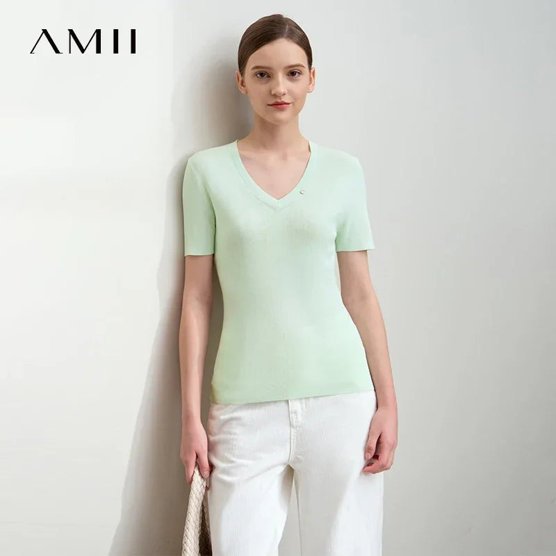 អាវយឺតដៃខ្លីសម្រាប់នារី Amii Minimalist ធ្វើពីរោមចៀម 2026 រដូវស្លឹកឈើជ្រុះថ្មី ក V ស្មាខាងមុខ រាងស្លីម 12521044