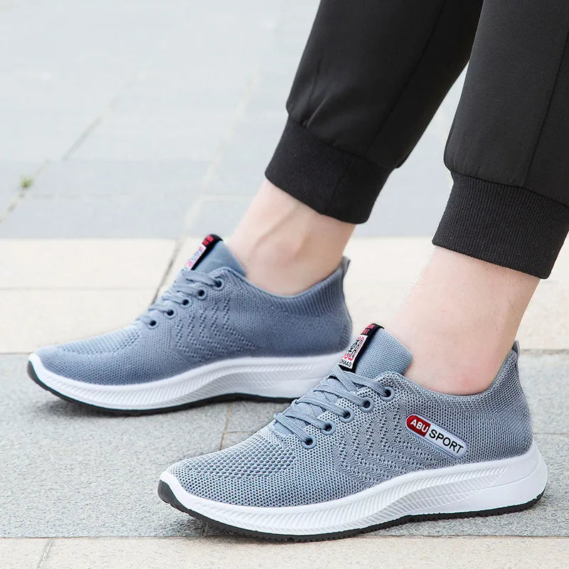 Men's mesh breathable casual sneakers spring summer new anti-slip outdoor racing running shoes students' light speed sports shoe