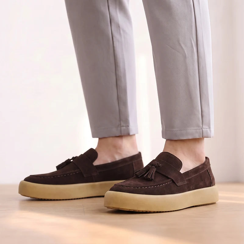Men's slip on casual shoes four season new breathable light soft sole youth walking party tide shoes outdoor sports boards shoes