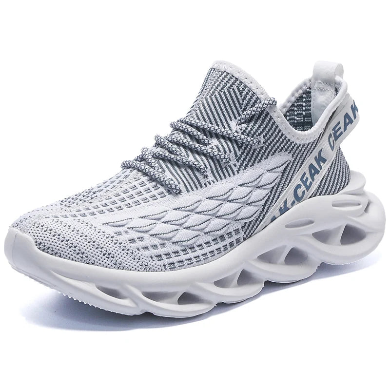Men's light breathable casual sports shoes four seasons soft sole shock absorption outdoor running shoes students mesh sneakers
