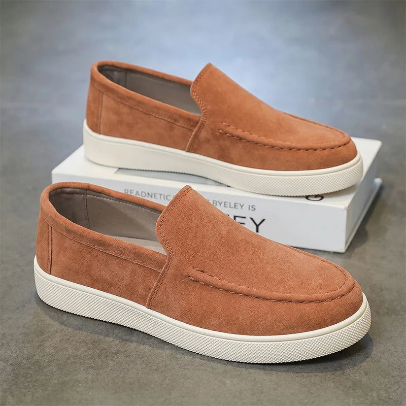 Men's slip on casual shoes four season new breathable soft-sole non-slip comfort outdoor walking shoes fashion sports board shoe