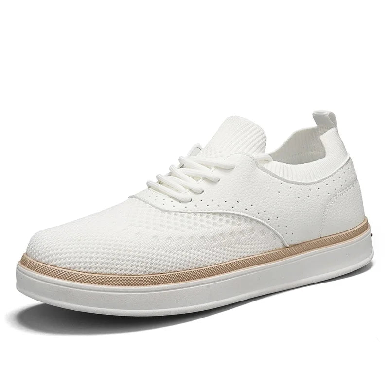 Men's mesh breathable casual shoes Four seasons soft-sole non-slip flat outdoor walking shoes fashion youth sports board shoes