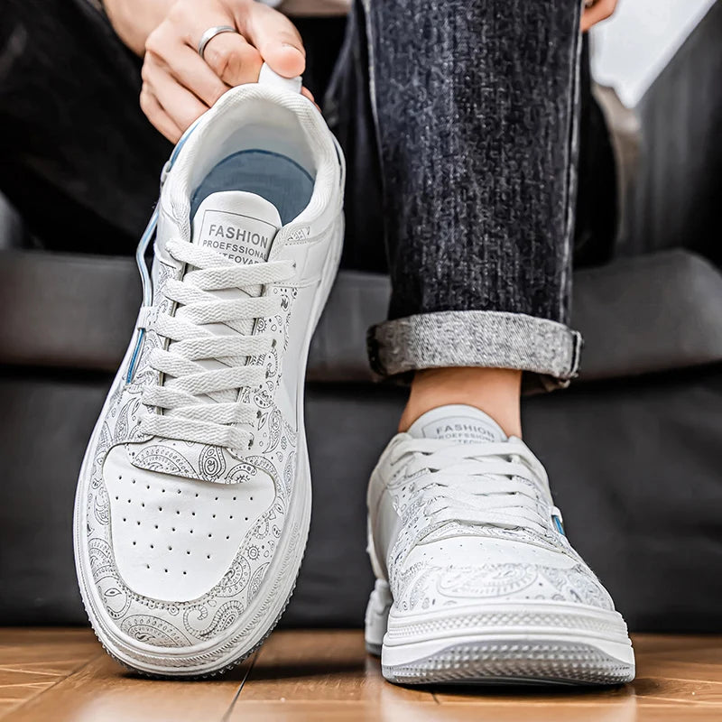 Men's flat casual shoes four seasons breathable light soft-sole anti-slip comfort fashion students outdoor walking board shoes