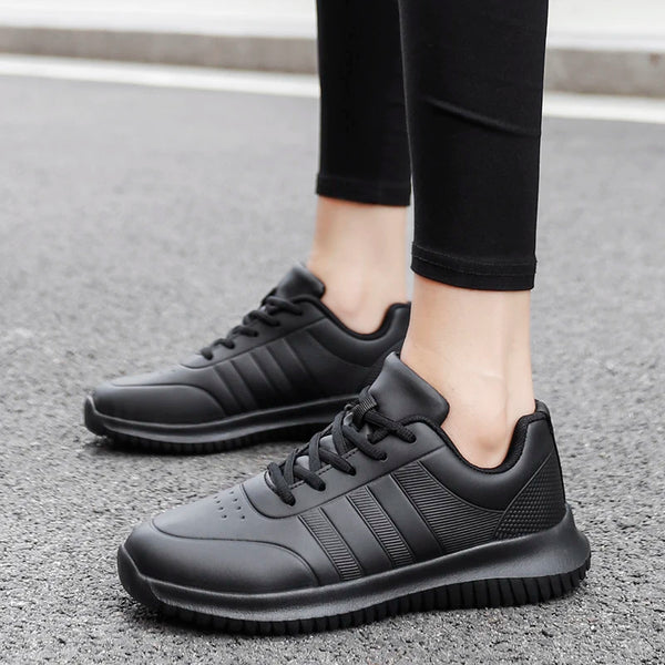 Chef Shoes Four Season Soft-Sole Anti-Slip Oil-Proof Waterproof Portable Kitchen Work Shoes Fashion Plus Size Casual Men's Shoes