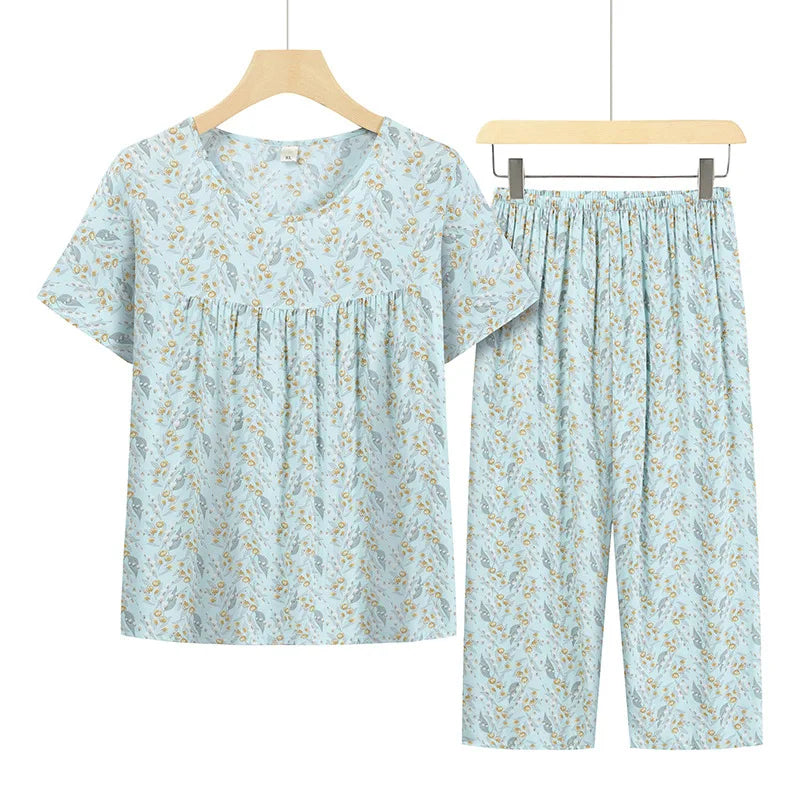 Grandma Short Sleeve Capri Pants Suit Printed Summer Pyjamas Female Cotton Rayon Nightwear Pajamas Set New Women Pijamas 4XL