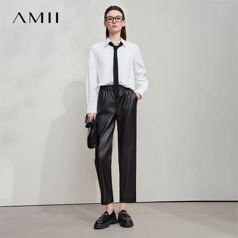 ខោស្បែក AMII សាមញ្ញបំផុតឆ្នាំ ២០២៥ រដូវរងា ខោស្ទីម័រ ខោត្រង់ពណ៌ខ្មៅ ខោវែងកជើងធម្មតាសម្រាប់នារី 12523102
