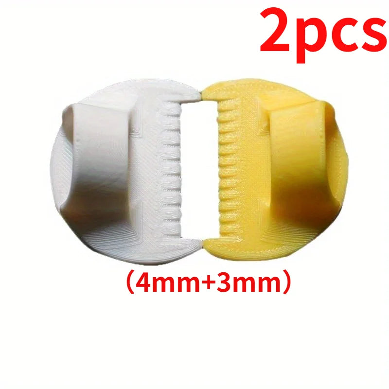 2pcs Sewing Measuring Tools,Durable Edge Stitching Lock and Knitting Tools,for Beginners. Features Spacing of 4mm,3mm.