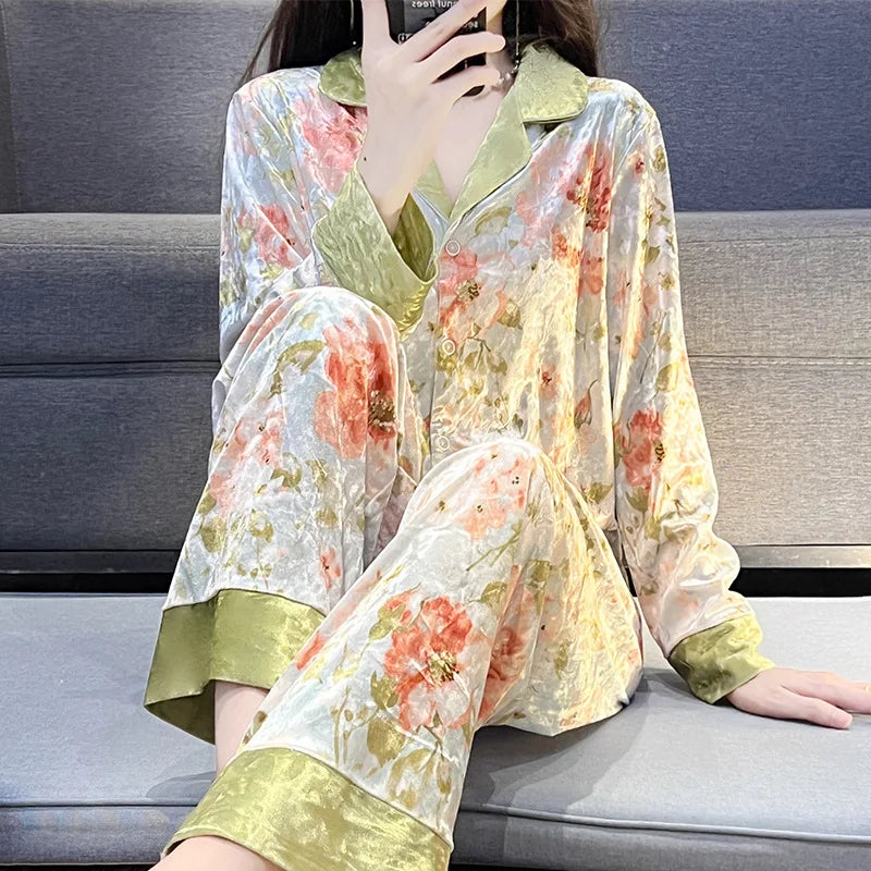 Luxury Vintage Nightwear Two-piece Set Floral Golden Velvet Pajama Sets Women Long Sleeve Cardigan Pants Sleepwear Homewear