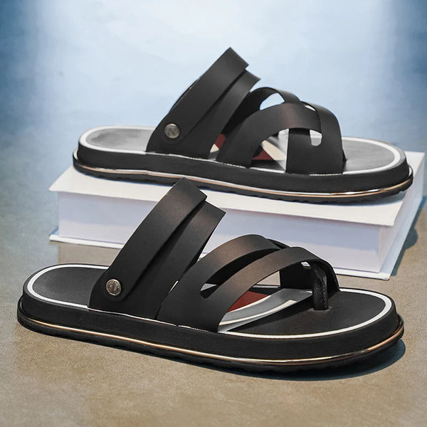 Flip-flops summer new soft-sole Men's outdoor casual sandals beach pool quick-dry breathable light flat fashion comfort sandals