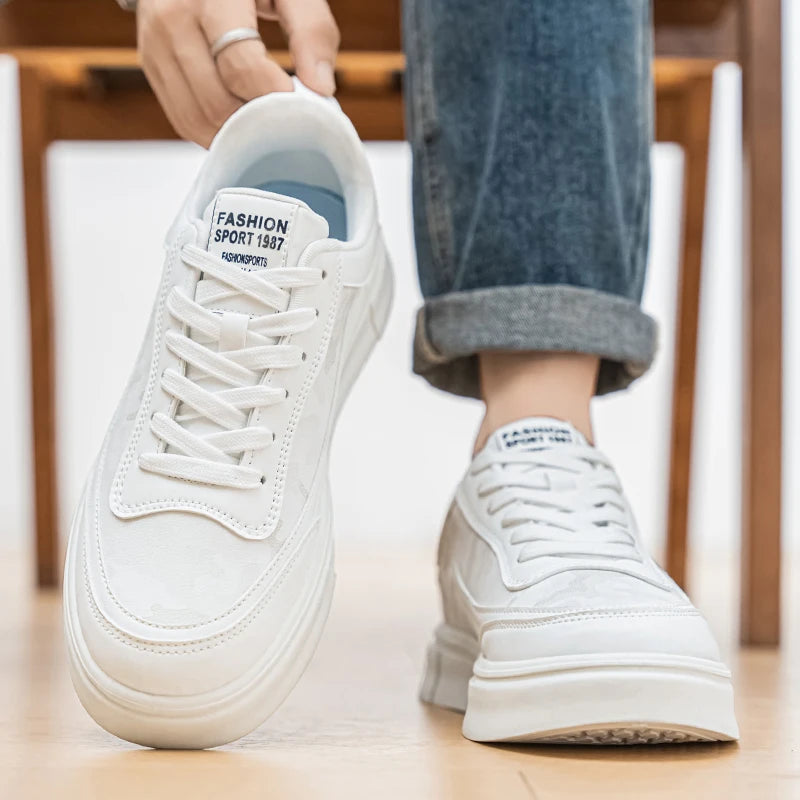 Men's fashion casual shoes four season breathable lightweight soft-sole outdoor walking shoes youth Joker tide sports board shoe