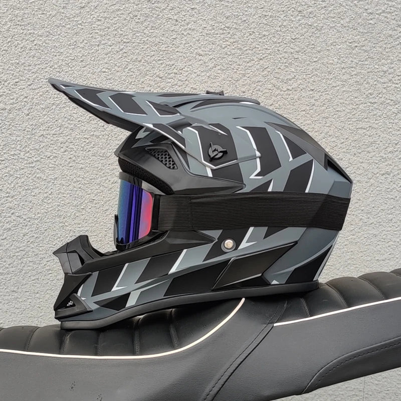 DOT Approved Motocross Helmet Full Face Dirt Bike Offroad Helmet Adjustable Sun Visor for ATV Quad Mountain Bike