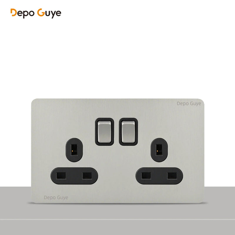 146 Type Retro Metal Panel UK 13A Wall Socket,Bronzed Stainless Steel Power Universal 3-pin Dual Power Socket With USB C charge