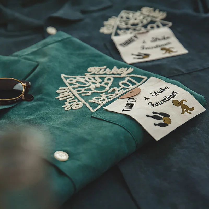 អាវ Maden ពណ៌បៃតងចាស់បែប Retro សម្រាប់បុរស អាវក្រណាត់ប៉ាក់លំនាំរលុង ដៃអាវវែង សម្លៀកបំពាក់ក្រៅរដូវស្លឹកឈើជ្រុះ