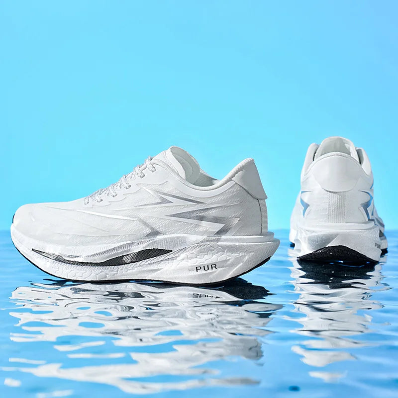 Men's lightweight casual sneakers spring summer new soft sole outdoor racing running shoes student breathable speed sports shoes