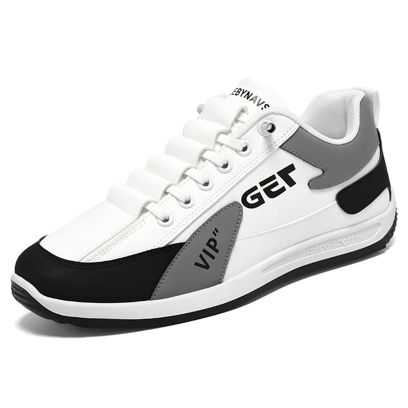 Men's flat casual shoes Four seasons lightweight soft-sole non-slip outdoor walking shoes fashion youth Joker sports board shoes