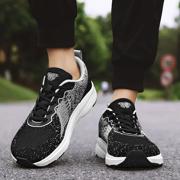 Men women casual sneakers four seasons fashion breathable soft-sole outdoor speed running shoes couple light racing sports shoes