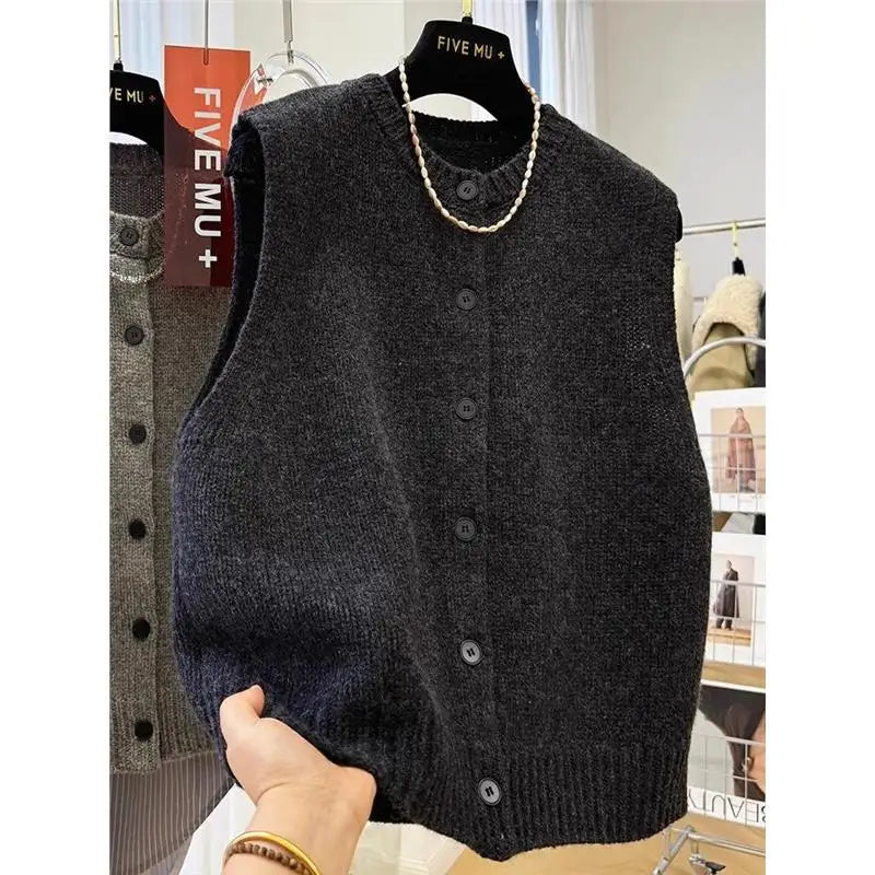 Fashion Spring and Autumn New Women's Knitted Vest Cardigan Stacked Sweater Sleeveless Top Waistcoat Ladies Buttons Jacket