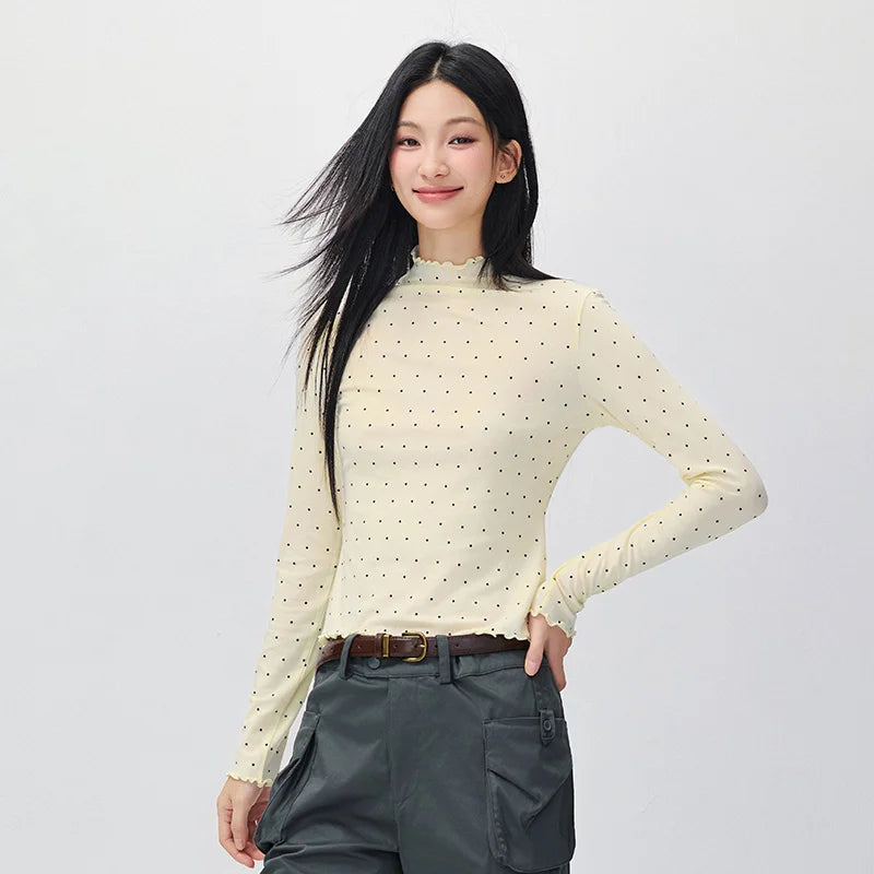 អាវយឺតប៉ាក់ Semir សម្រាប់នារី លំនាំចំណុច Polka Dot Mock Neck Ruffle Edge Thermal Warmth Style Minimal 2026 សម្លៀកបំពាក់រដូវរងាថ្មីប្រចាំថ្ងៃ