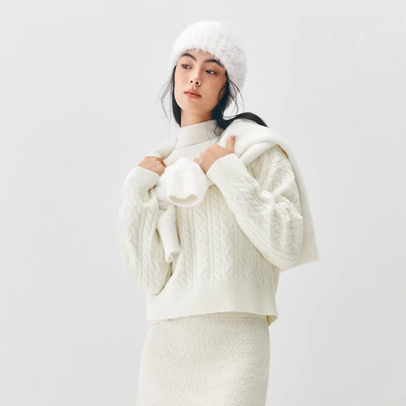 Semir Women Sweater Crew Neck Cropped Length Soft Touch 2026 Winter Warm Knit Everyday Style Layering Wear Clean Silhouette
