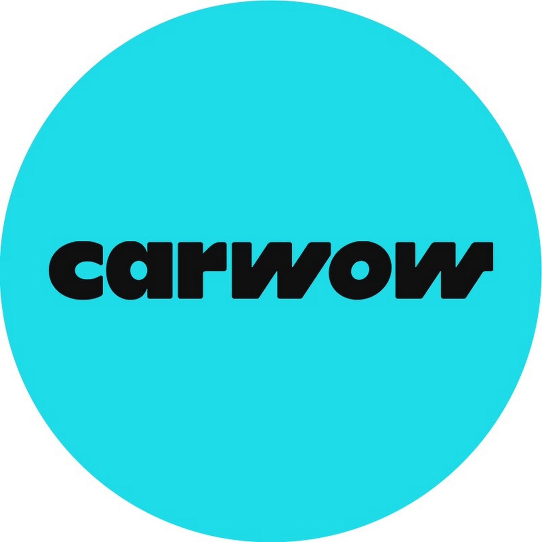 Carwow logo on a blue circle